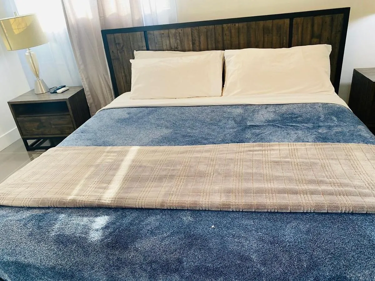 1 Bedroom Condo In Kingston