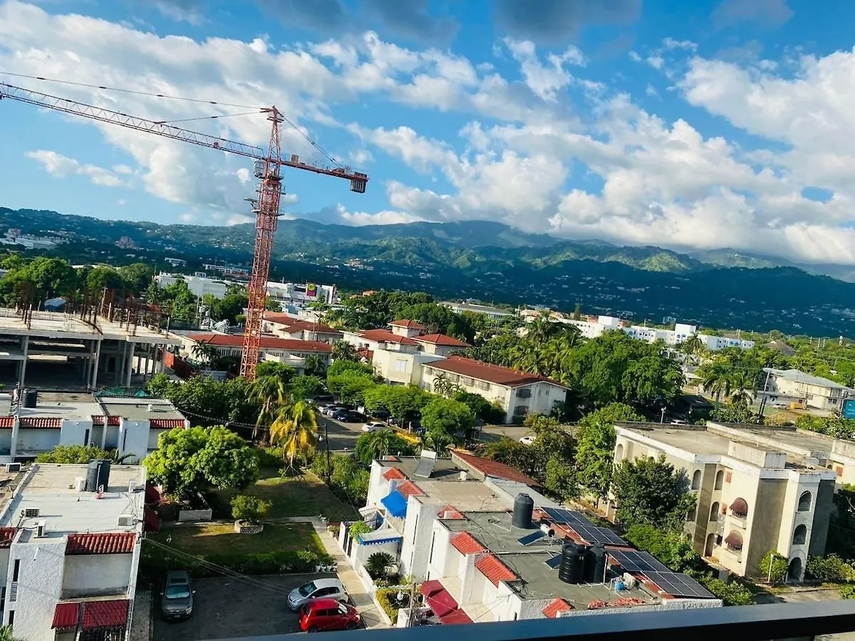 1 Bedroom Condo In Kingston